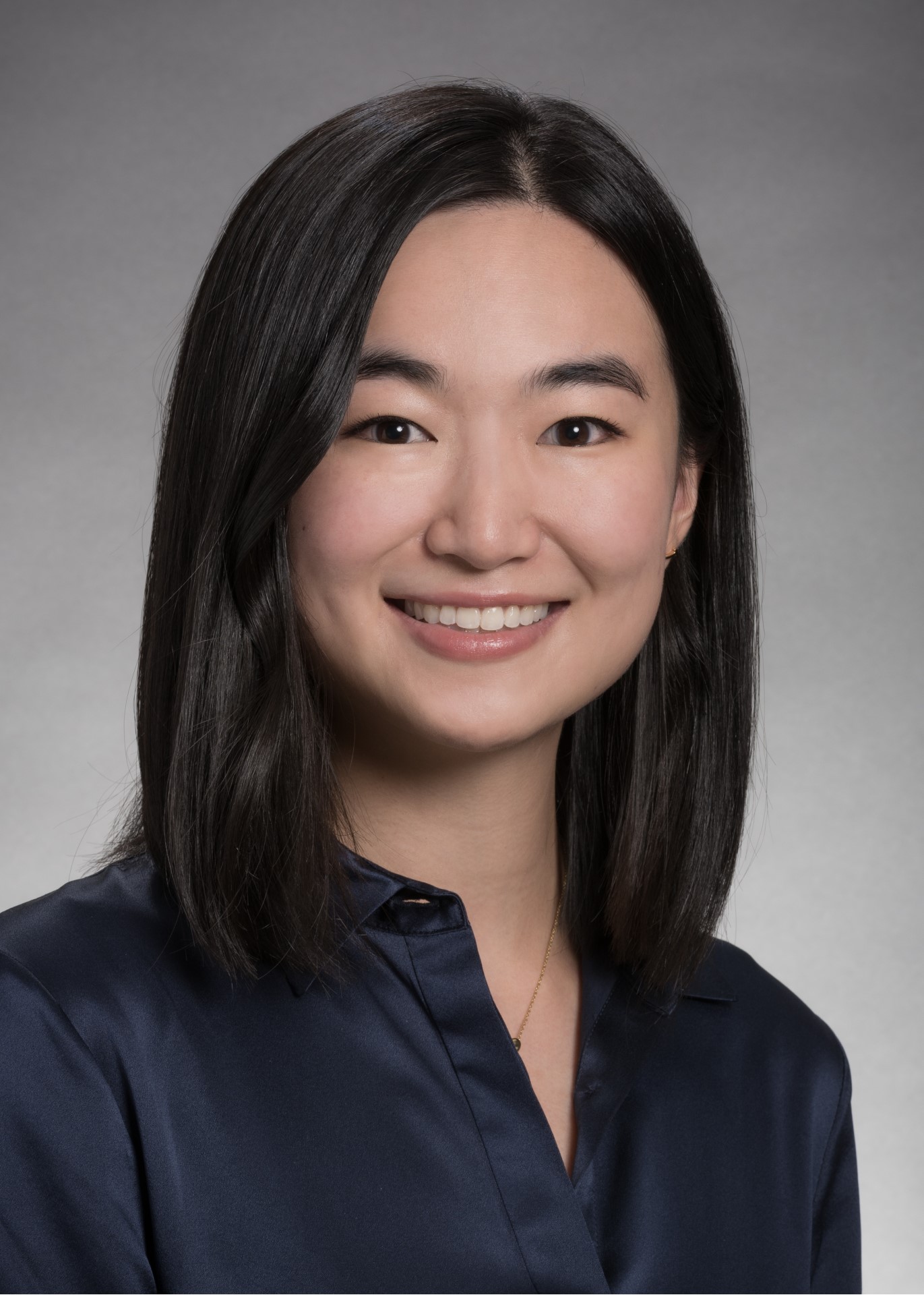 headshot of Dr. Lillian Xie